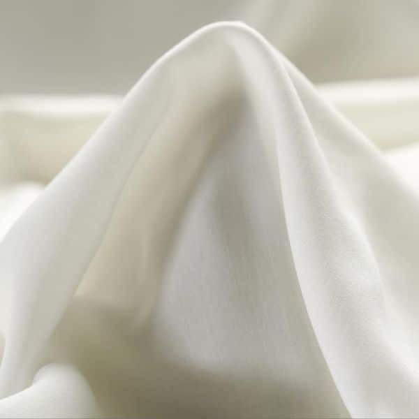 WHITE BREEZE PATTERN